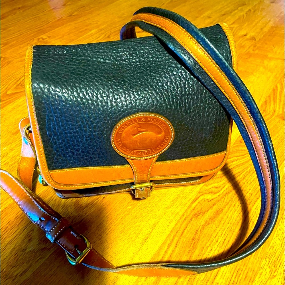 🖤🤎Vintage Dooney & Bourke Crossbody black/brown purse